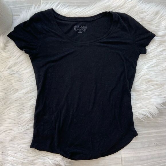 Mudd Plain Black Tee - Picture 2 of 5